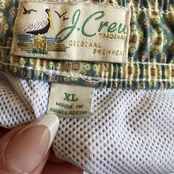 J.Crew 6'' stretch swim trunk in print with ECONYL nylon Size XL - Picture 7 of 10